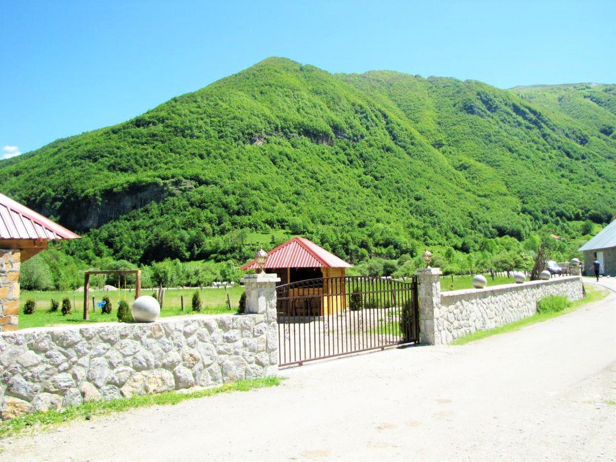 Eko Katun Rosi - Old Tower Otel Gusinje Dış mekan fotoğraf