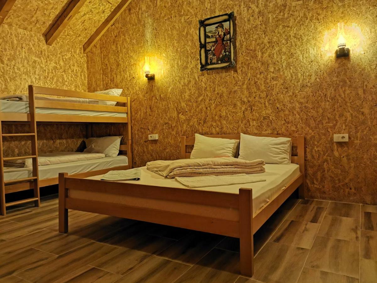 Eko Katun Rosi - Old Tower Otel Gusinje Dış mekan fotoğraf