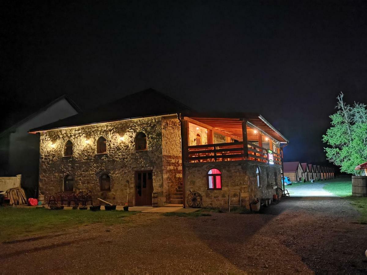 Eko Katun Rosi - Old Tower Otel Gusinje Dış mekan fotoğraf