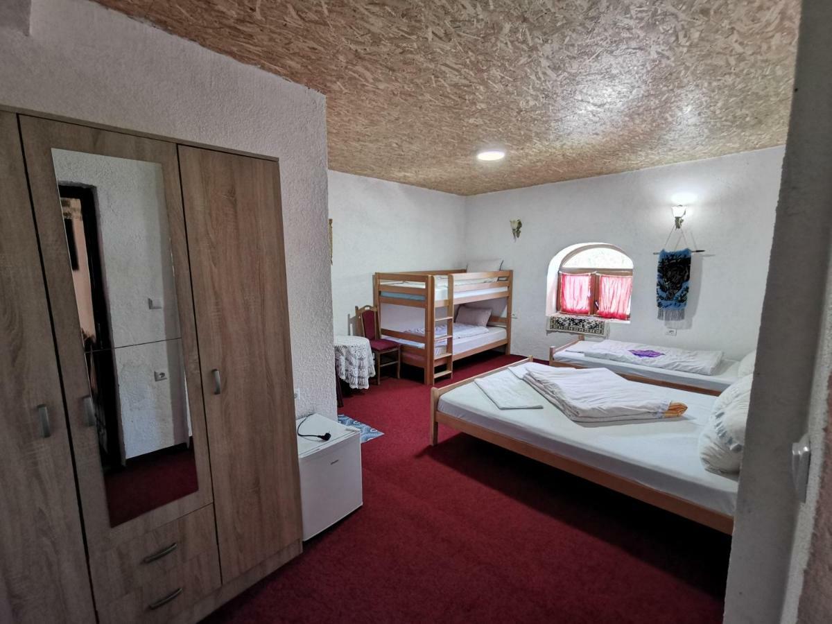 Eko Katun Rosi - Old Tower Otel Gusinje Dış mekan fotoğraf